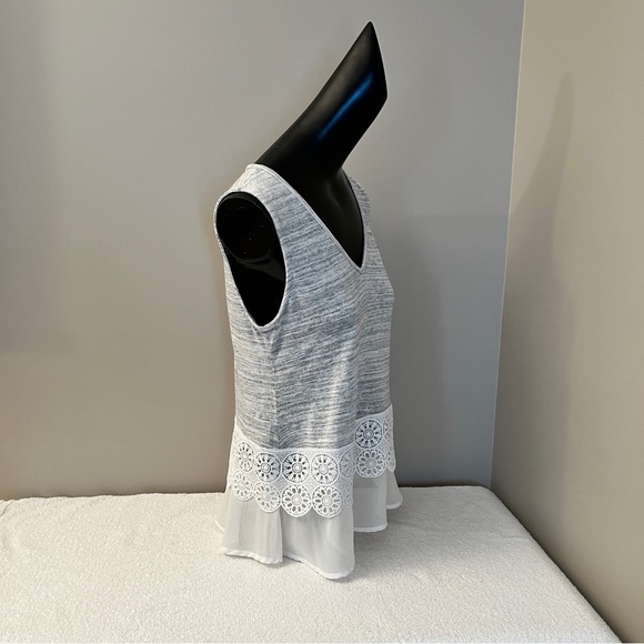 Anthropologie W5 Grey White Lace Layered Tank Sz S - Picture 8 of 9